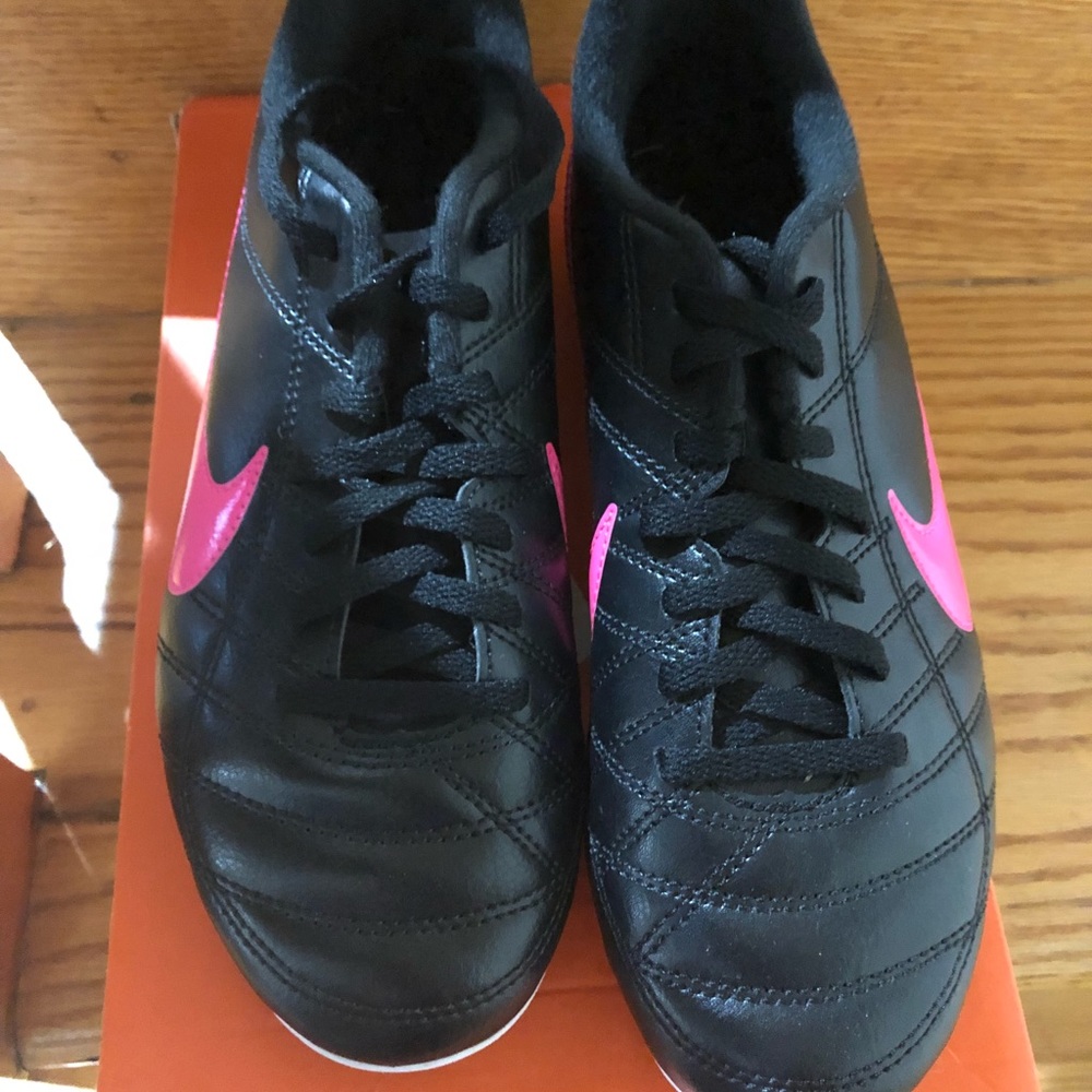GIRLS NIKE SOCCER 4Y